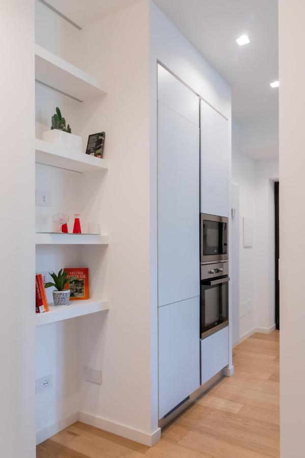 Ross Quadrell - Milano Apartment ภายนอก รูปภาพ