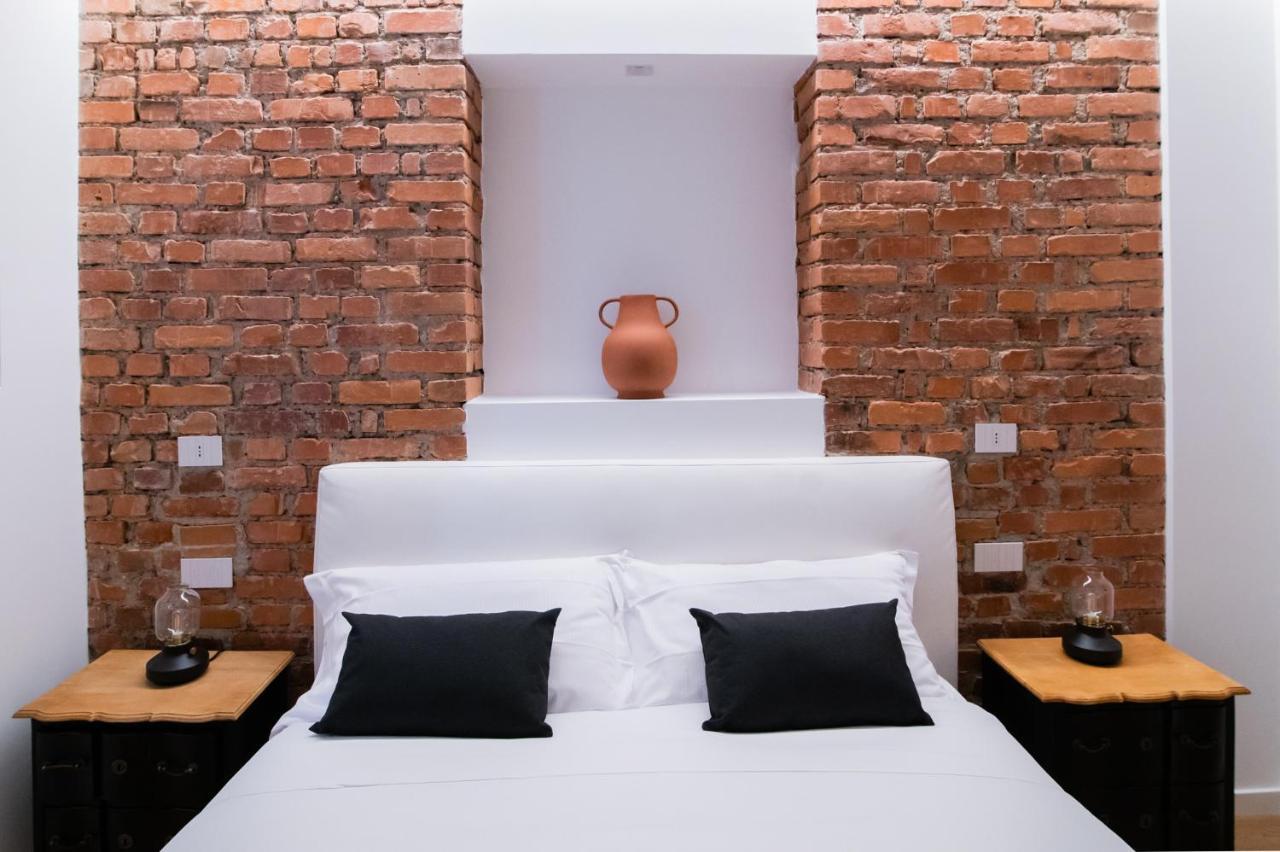 Ross Quadrell - Milano Apartment ภายนอก รูปภาพ